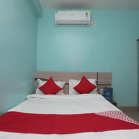 Hotel O Imperial Guest House Barasat Bagian luar foto