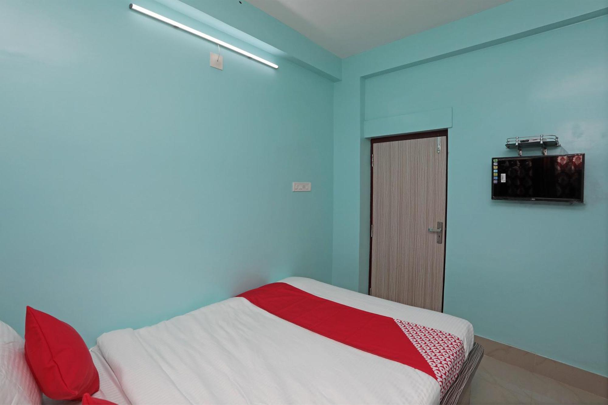 Hotel O Imperial Guest House Barasat Bagian luar foto